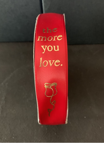 Picture of NASTRO POLYESTERE 25MM X 35Y 'THE MORE YOU LOVE" - ROSSO