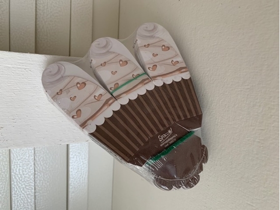 Picture of CUPCAKE - 6X6X7 - CUPCAKE TORTORA C/CUORI  - IMBUST X 20