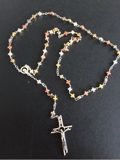Immagine di ROSARIO CELTICO IN METALLO MULTICOLOR MILK-DOR-. ARG-ROSA