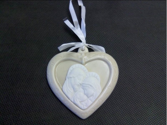 Immagine di APPENDINO CUORE SACRA FAMIGLIA PORC. 8X8 CM