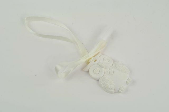 Immagine di GESSETTO PROFUMATO GUFETTO C/NASTRINO 5X3,5 CM X 6 PZ.