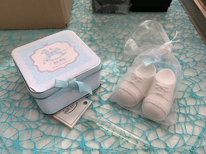 Immagine di SC. LATTA AZZURRA C/SCARPETTE 80X80X45 MM.