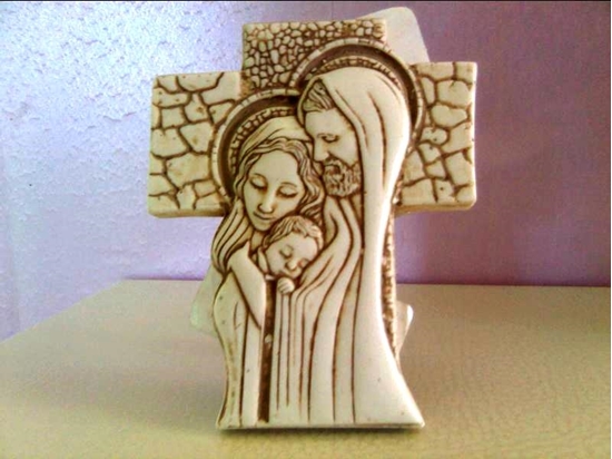 Picture of CROCE BASSORILIEVO SACRA FAM. 9X7