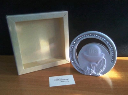 Immagine di SOLE BASSORILIEVO BIANCO PC. CALICE C/SCAT.