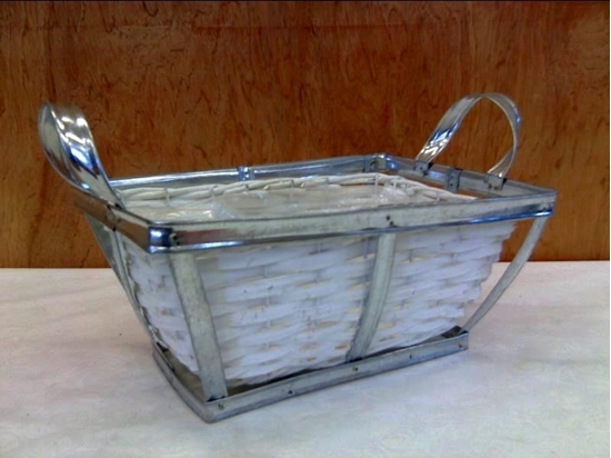 Immagine di CESTO RETT. BIANCO 2/M STRUTT. FERRO 27,5X19XH11