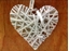 Immagine di CUORE RATTAN DA APPEND. 30 X 6  CM. BIANCO