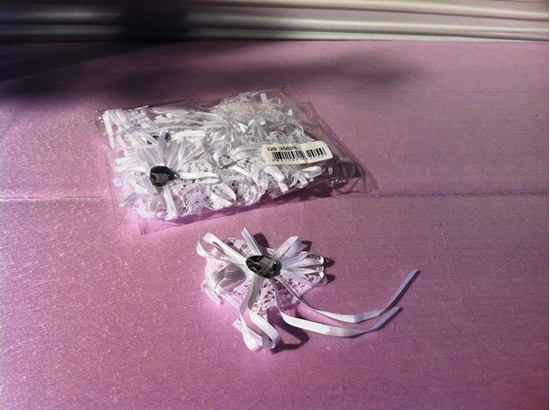 Picture of COCCARDA 6 CM. C/CUORE CF. 12 PZ.