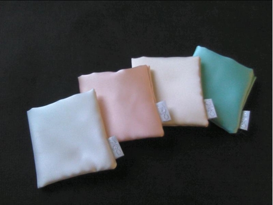 Immagine di SACCHETTO MAIRA LINO L. 9 X H. 9 CM.