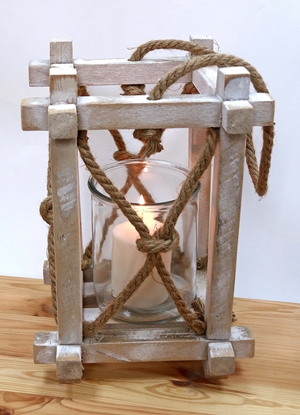 Immagine di LANTERNA LEGNO E CORDA CM.23x 23 x 33