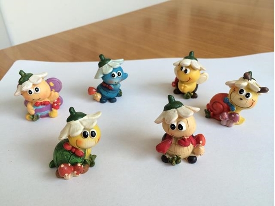 Immagine di INSETTI MINI RESINA 6 SOGG. ASS. CF. 12 PZ.