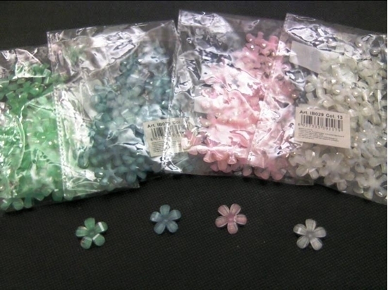 Immagine di FIORE DI RESINA CF. 50 PZ.