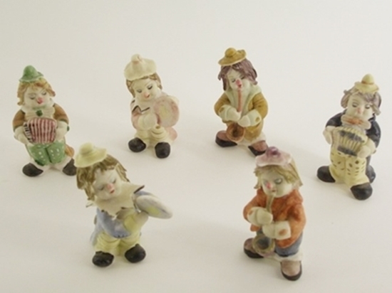 Picture of CLOWN PORCELLANA 6 ASS. H.7 CM (CF 6)