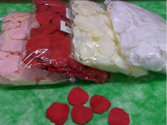 Picture of PETALI ROSE ARTIFICIALI BUSTA DA 500 PZ