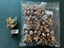 Immagine di PICK W/GOLD BERRIES, PINECONE & ACORN CM13H