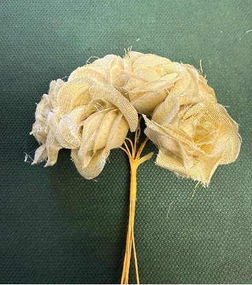 Immagine di Rosa piccola oro imb:72 pz