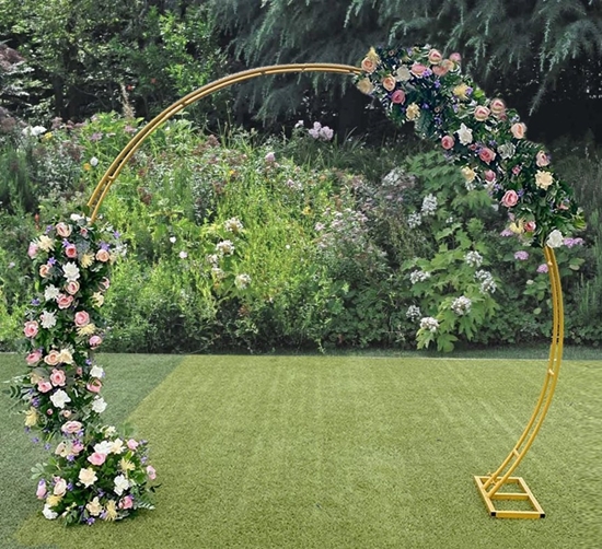 Picture of ARCO SPOSI TONDO DORATO  2,30 X H 2,10